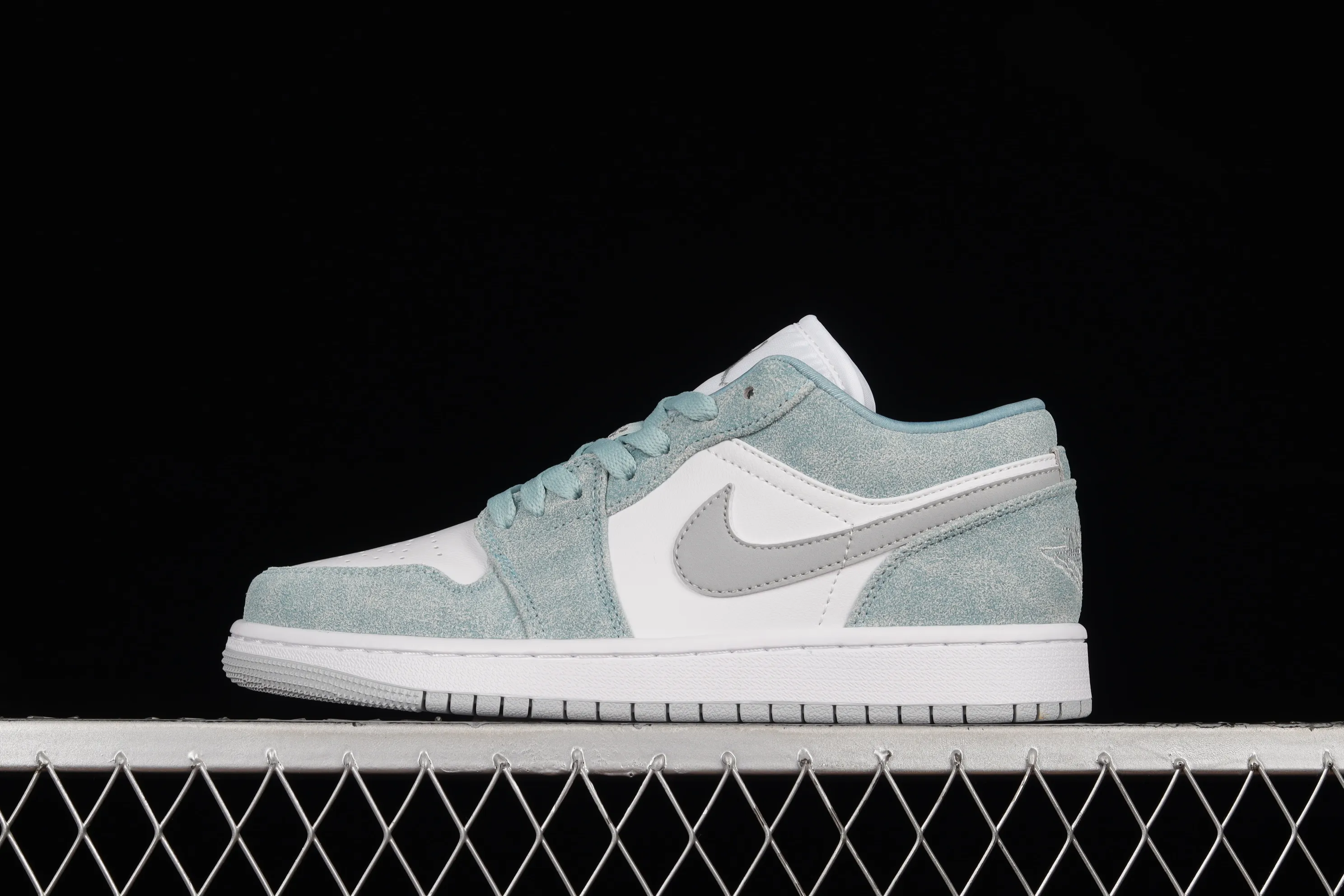 All categories Air Jordan Jordan series basketball shoes Air Jordan 1 Low Air Jordan 1 Low "New Emerald" AJ1 Joe 1 Emerald Blue Retro Basketball Shoes DN3705-301
